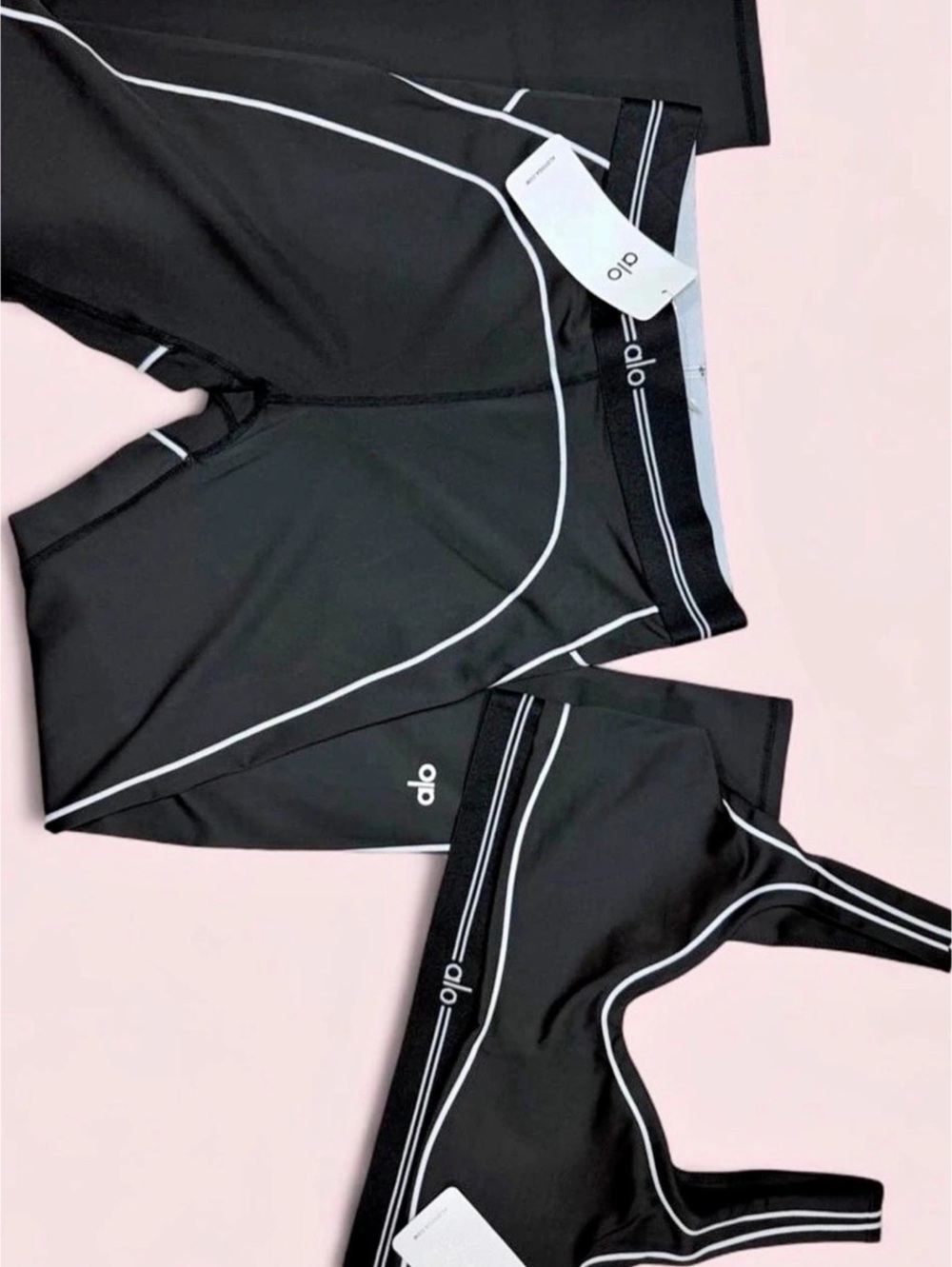 Alo Two-Piece Activewear Set in Black NWT